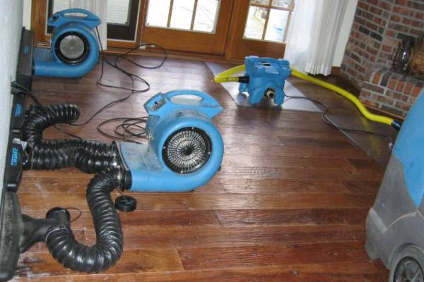 water removal Avon Brownsburg Carmel Danville Fishers Greenwood Indianapolis Mooresville Plainfield Zionsville